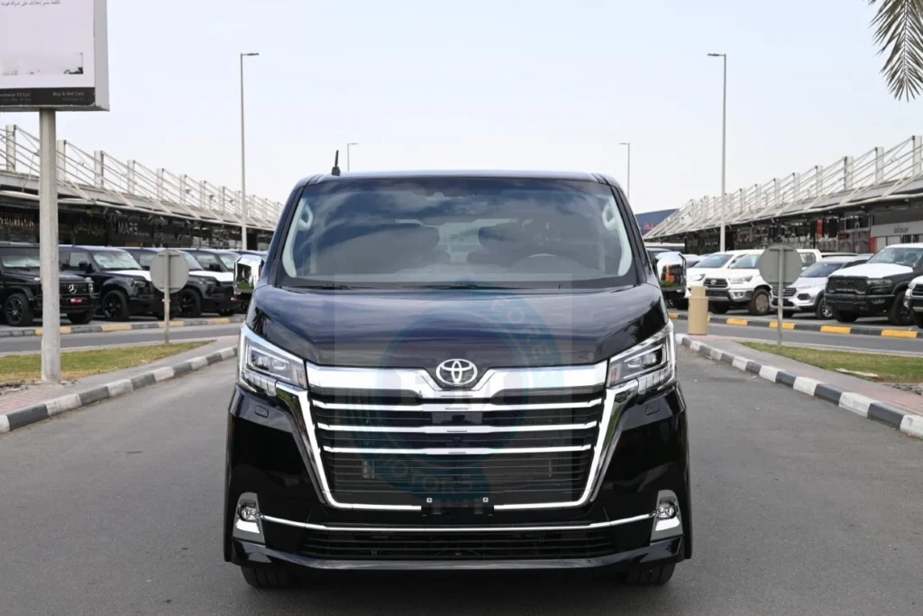 TOYOTA GRANVIA PREMIUM