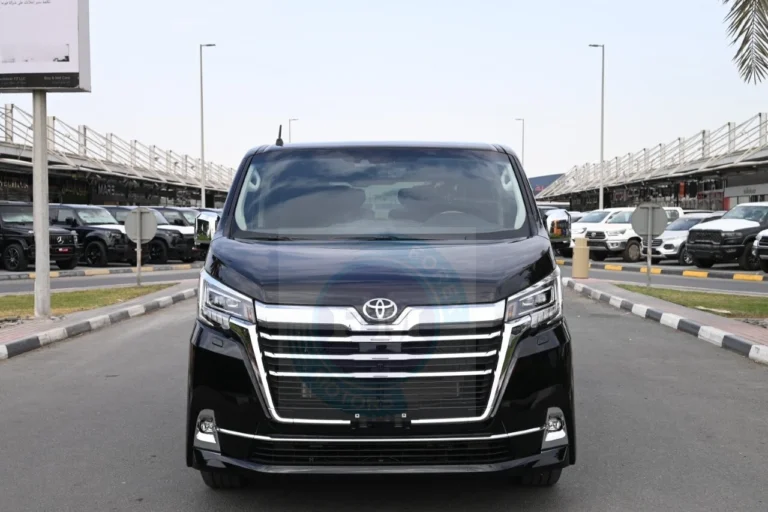 TOYOTA GRANVIA PREMIUM