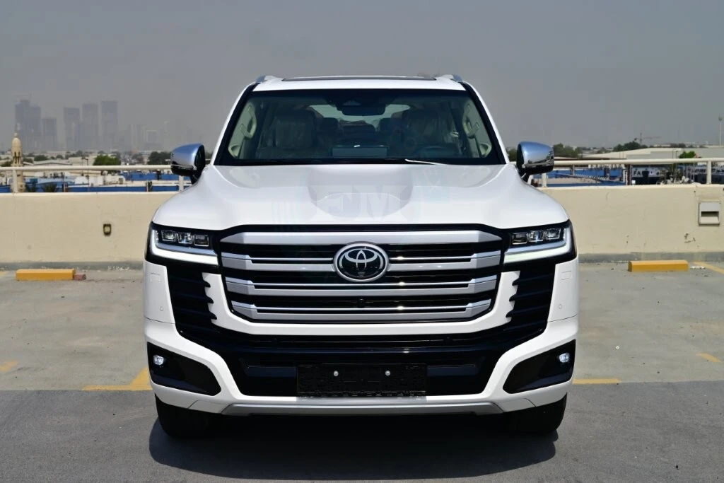 LAND CRUISER 300 HYBRID