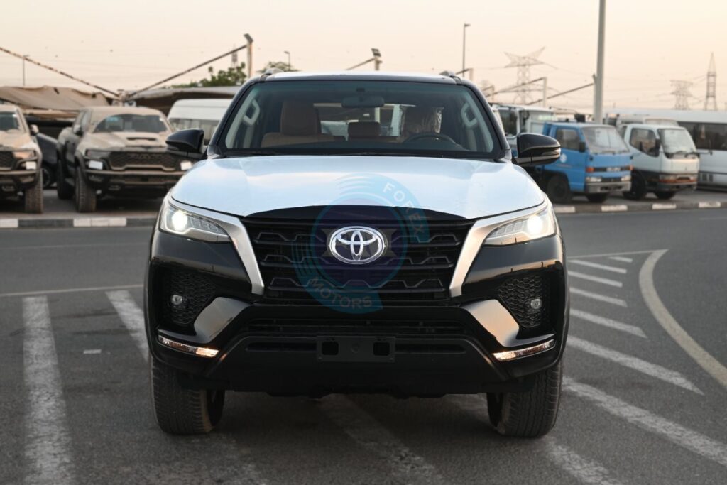 TOYOTA FORTUNER EXR