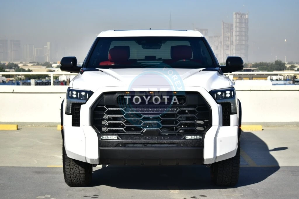 TUNDRA CREWMAX TRD