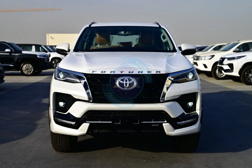 TOYOTA FORTUNER VXR+
