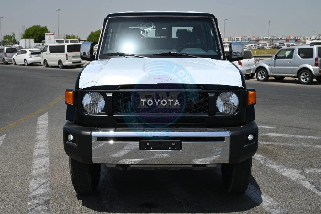 LandCruiser 76 Hardtop LX