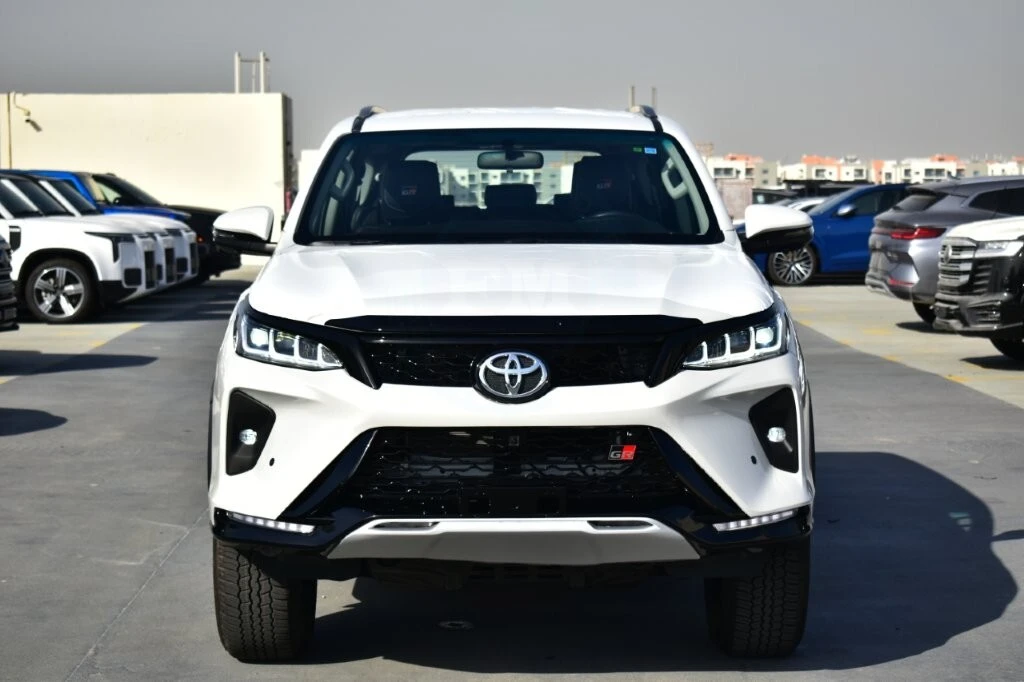 2026 TOYOTA FORTUNER GRS