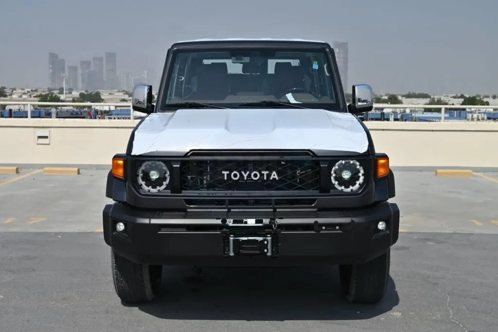 2026 TOYOTA LAND CRUISER 76 SDLX