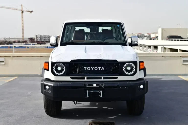2026 TOYOTA LC 76 S-DLX
